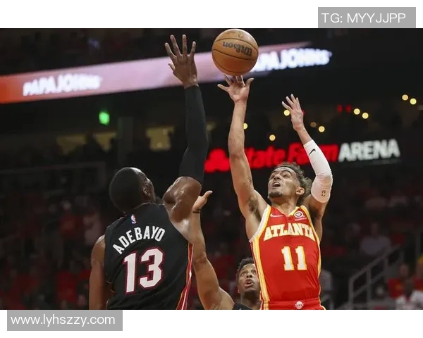 老鹰队战胜热火,晋级季后赛,球迷狂欢庆祝胜利 老鹰队战胜热火,晋级季后赛,球迷狂欢庆祝胜利